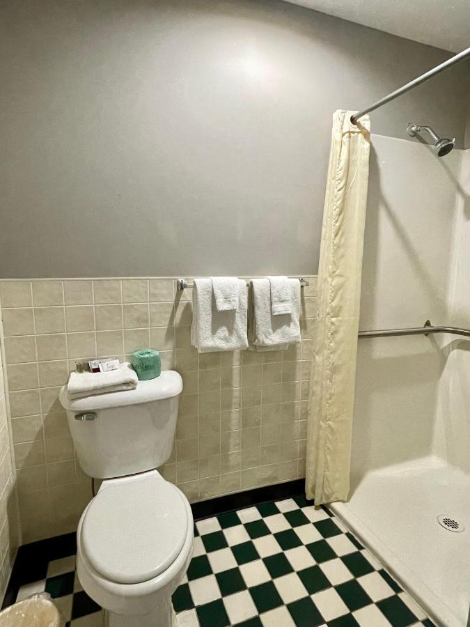 Overton Motel Livingston Dış mekan fotoğraf